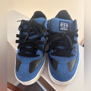 88 Avenger Corey Duffel Skateboarding Shoe Men’s size 8